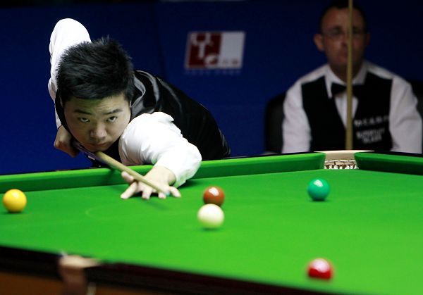 埃斯特旺给 埃斯特旺给